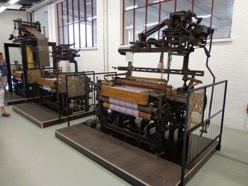 Historische Webstühle im Webereimuseum im Textilen Zentrum Haslach